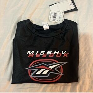 NWT Reebok MISBHV black crop top⭐️ Size Large